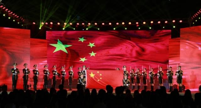 广东海洋大学举行迎国庆文艺晚会。广东海洋大学供图 广东海洋大学举行迎国庆文艺晚会。广东海洋大学供图